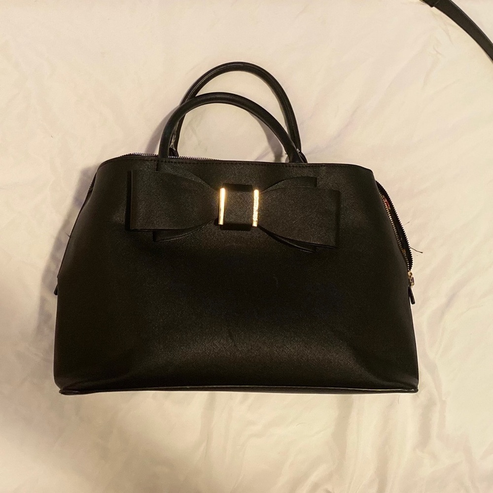 GUC Bow Detail Purse